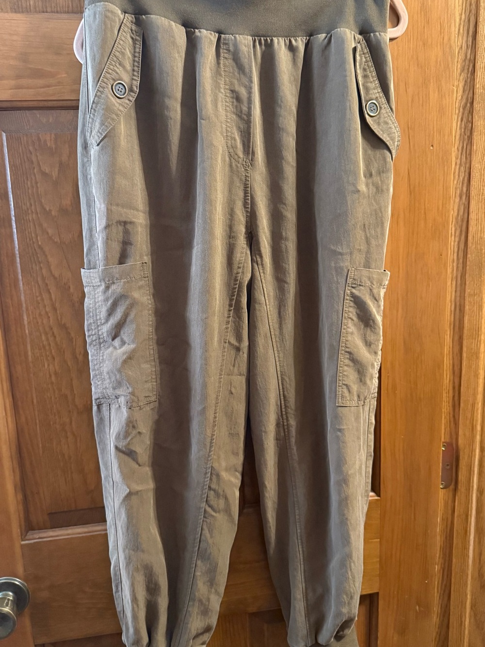 Maeve by Anthropologie women’s size medium cargo joggers
